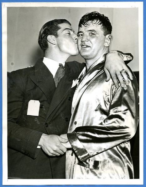 James Braddock Kissed by Joe DiMaggio Last Fight Original Photograph