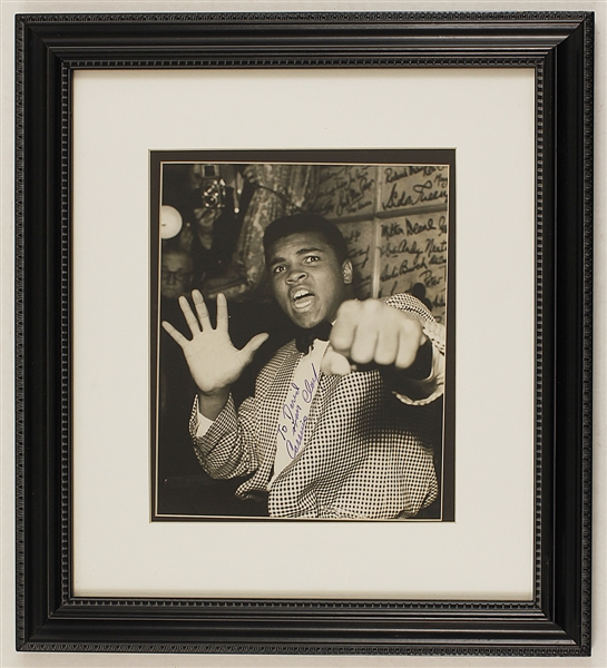 Cassius Clay (Muhammad Ali) Vintage Signed Photograph
