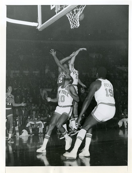 Original Knicks vs. Celtics Wire Photograph (Frazier, DeBusschere, Chaney)